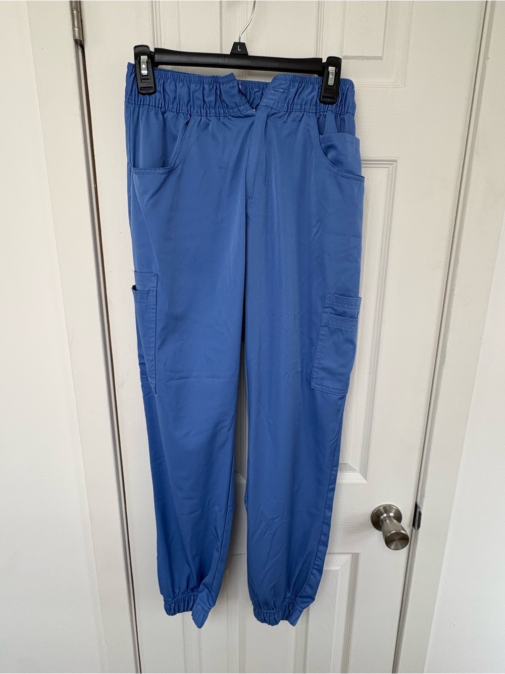 Relaxed Fit Cargo Joggers in Blue